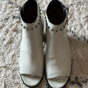 Frye Booties size 6.5 leather white crackle finish